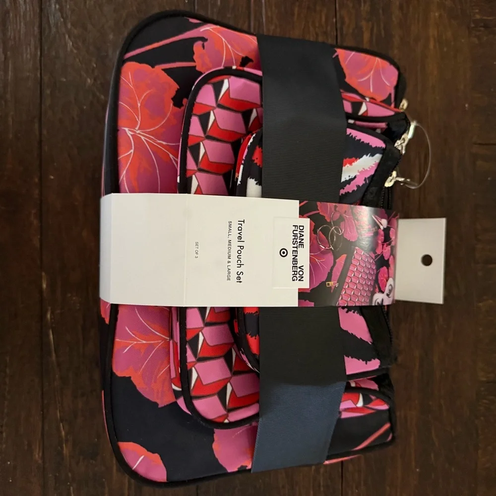 Diane Von Furstenberg for Target Patterned Cosmetic Bag Set
